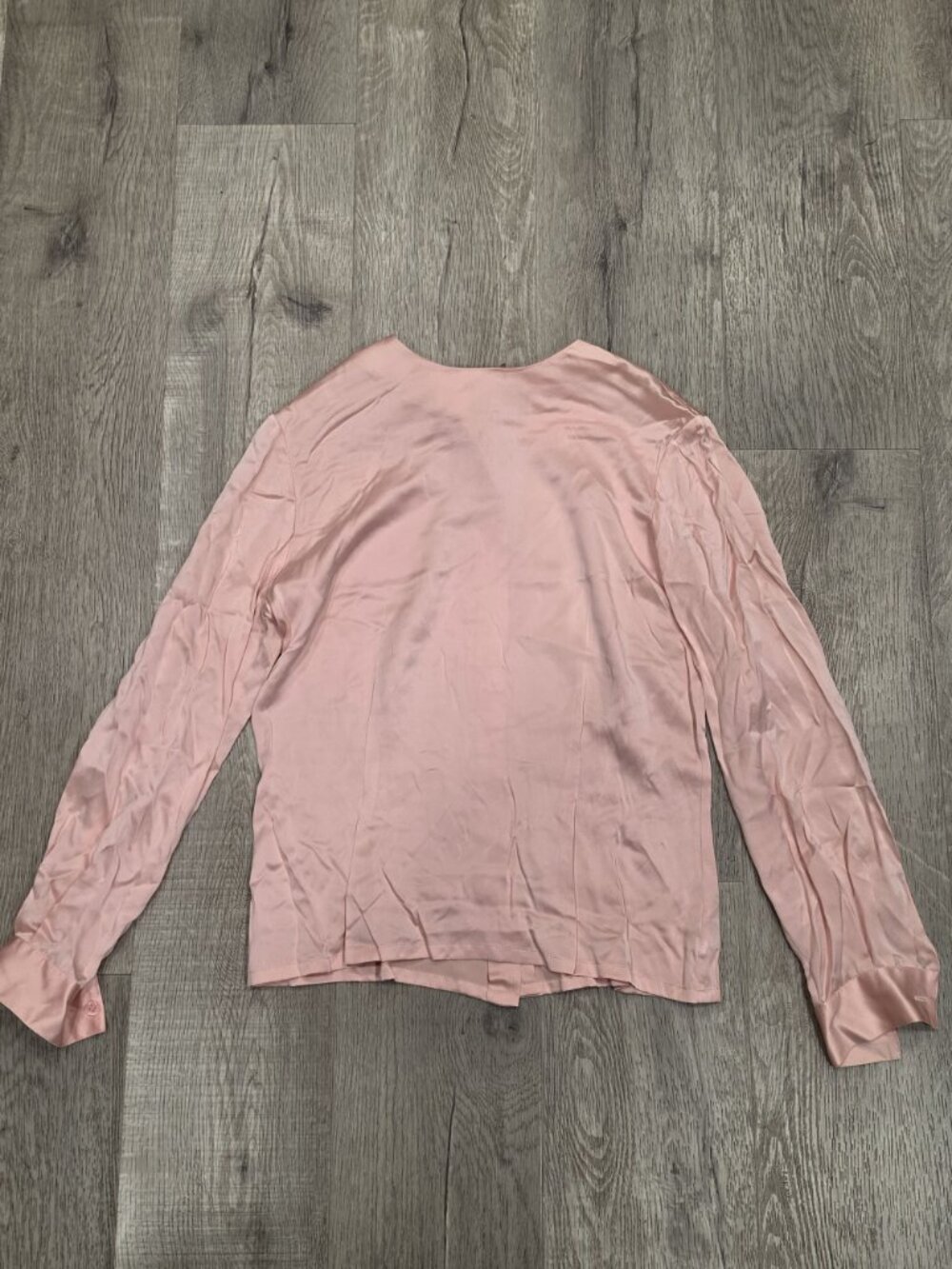 Dana Buchman Pink 100% Silk Long Sleeve Button-Back Blouse Size 6 classy classic - Picture 7 of 7